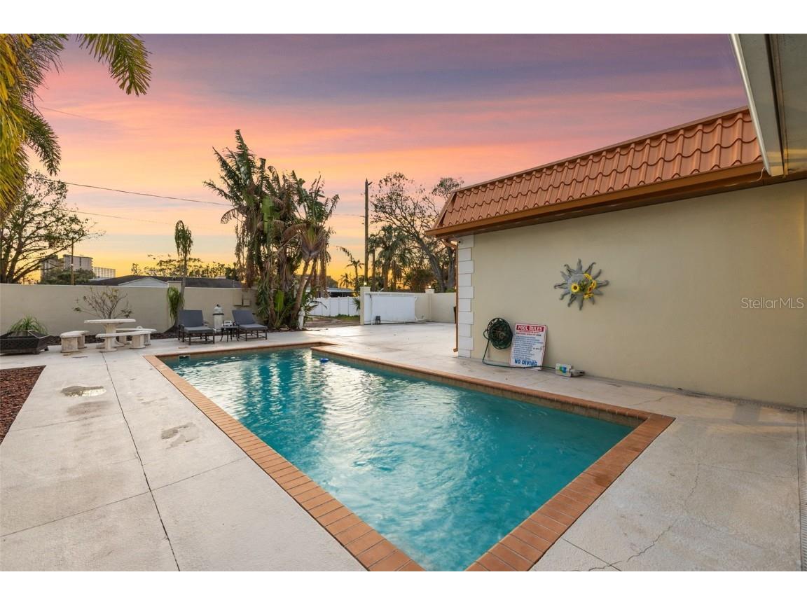 7100 Park Street S Saint Petersburg FL 33707 TB8435212 image71