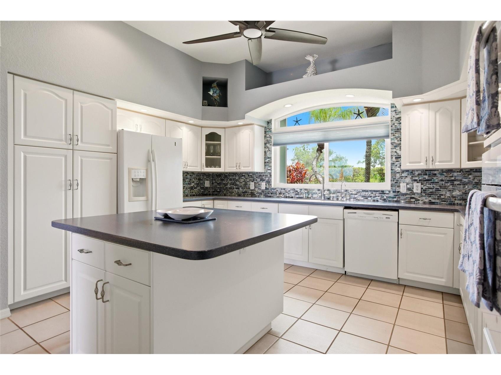 7100 San Casa Drive Englewood FL 34224 - CASA C7527204 image12