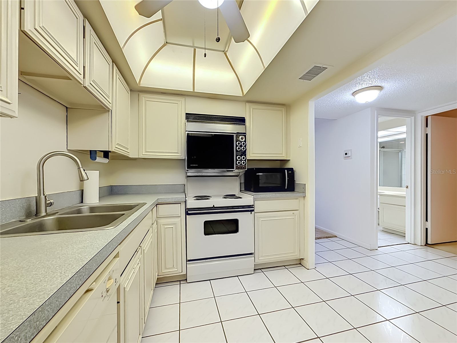 7100 Sunset Way #207 Saint Pete Beach FL 33706 - GULF OF MEXICO TB8494915 image10