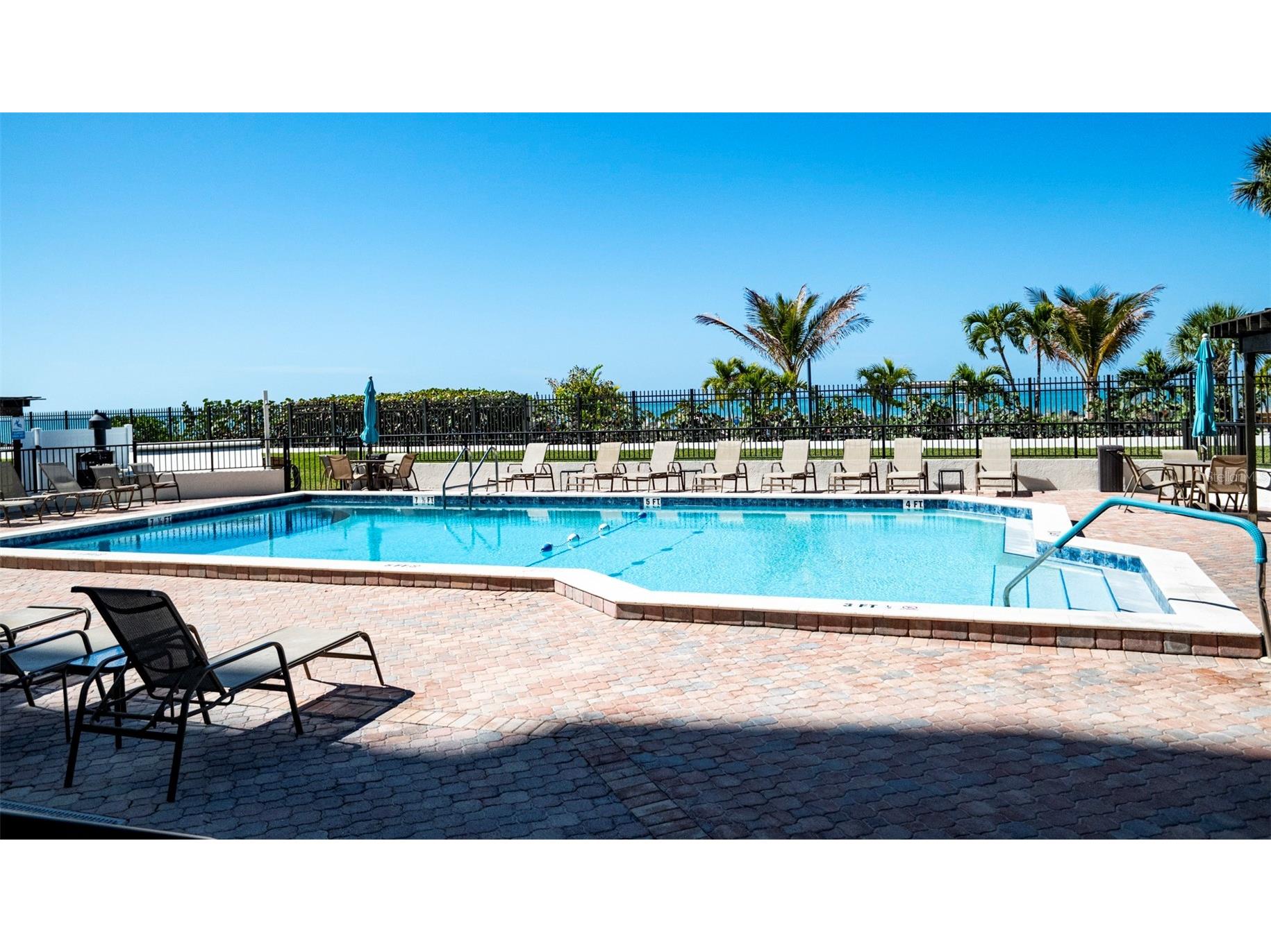 7100 Sunset Way #810 Saint Pete Beach FL 33706 TB8483887 image24
