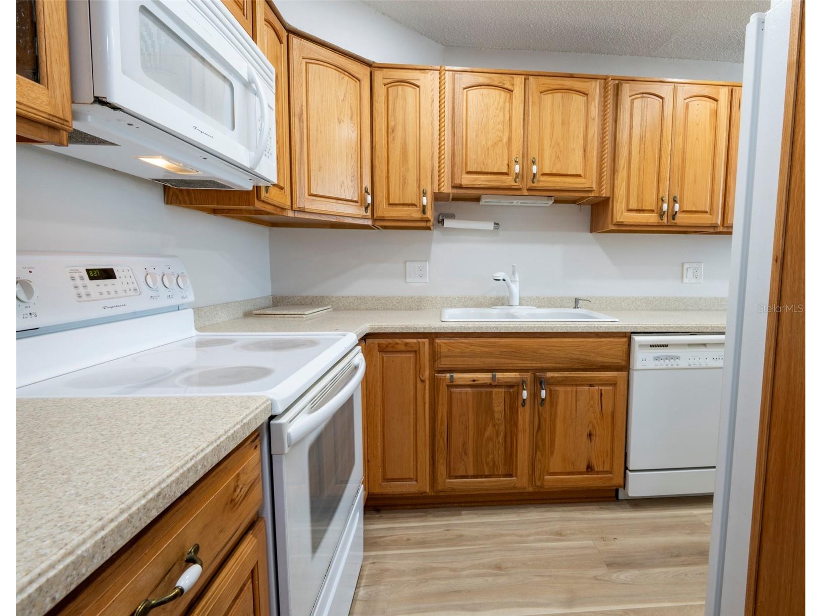 7100 Sunset Way #810 Saint Pete Beach FL 33706 TB8483887 image5