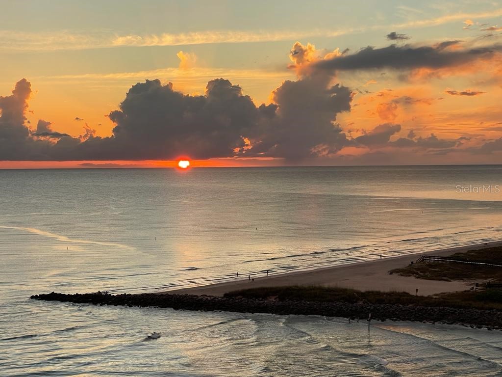 7100 Sunset Way #PH5 Saint Pete Beach FL 33706 TB8417552 image1