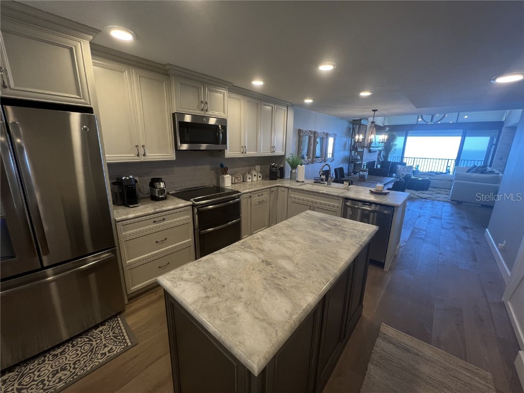 7100 Sunset Way #PH5 Saint Pete Beach FL 33706 TB8417552 image5