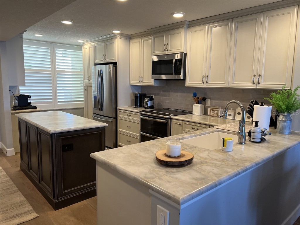 7100 Sunset Way #PH5 Saint Pete Beach FL 33706 TB8417552 image6