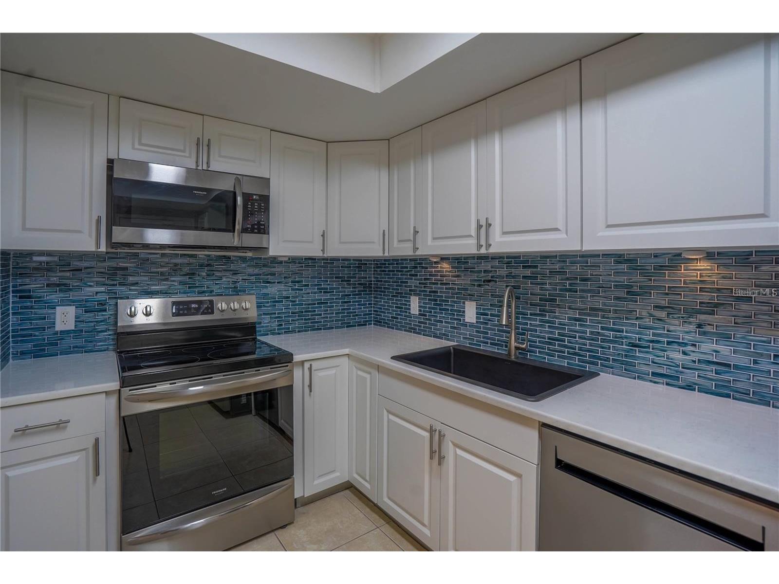 7100 Sunshine Skyway Lane S #201 Saint Petersburg FL 33711 - TAMPA BAY W7883022 image28