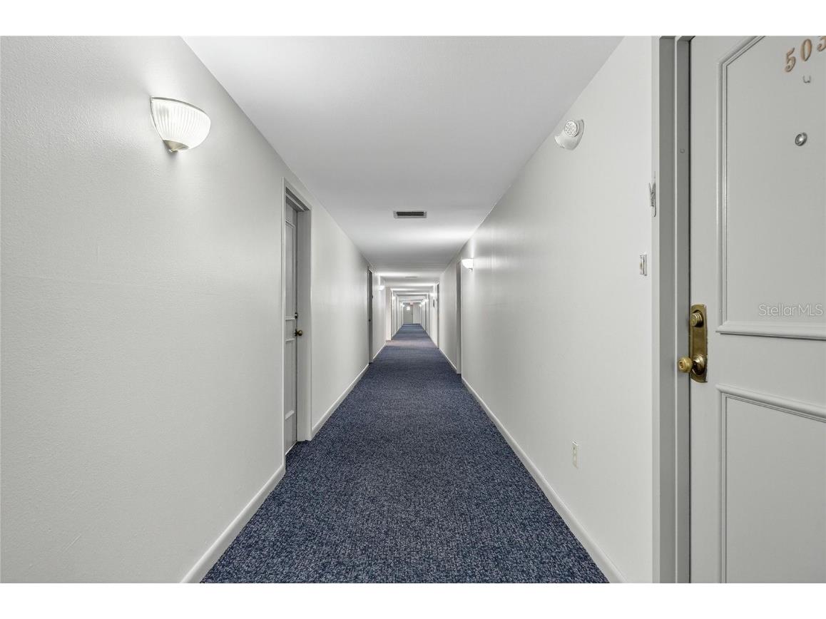 7100 Sunshine Skyway Lane S #503 Saint Petersburg FL 33711 - TAMPA BAY TB8442111 image3