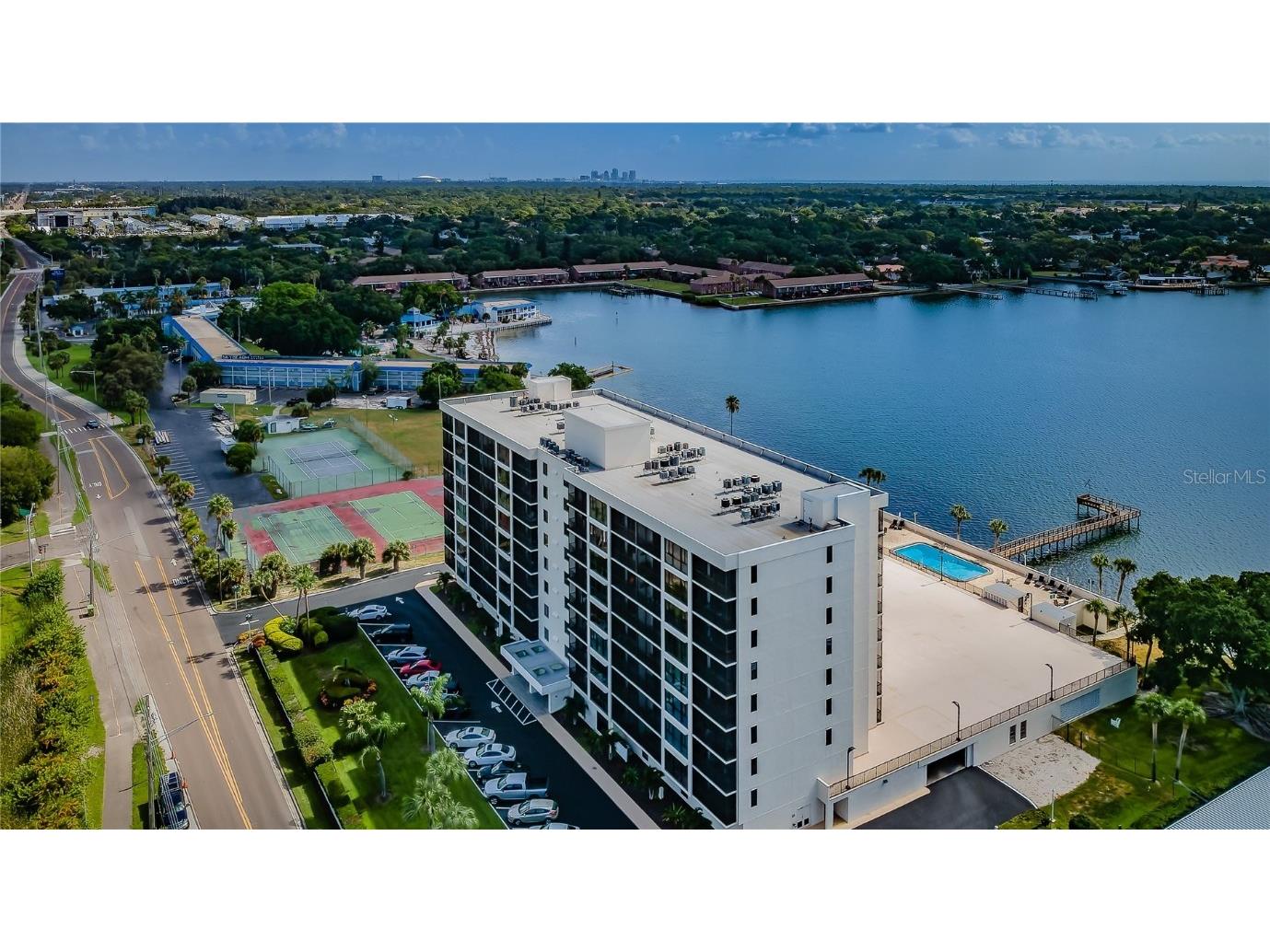 7100 Sunshine Skyway Lane S #606 Saint Petersburg FL 33711 U8207878 image1