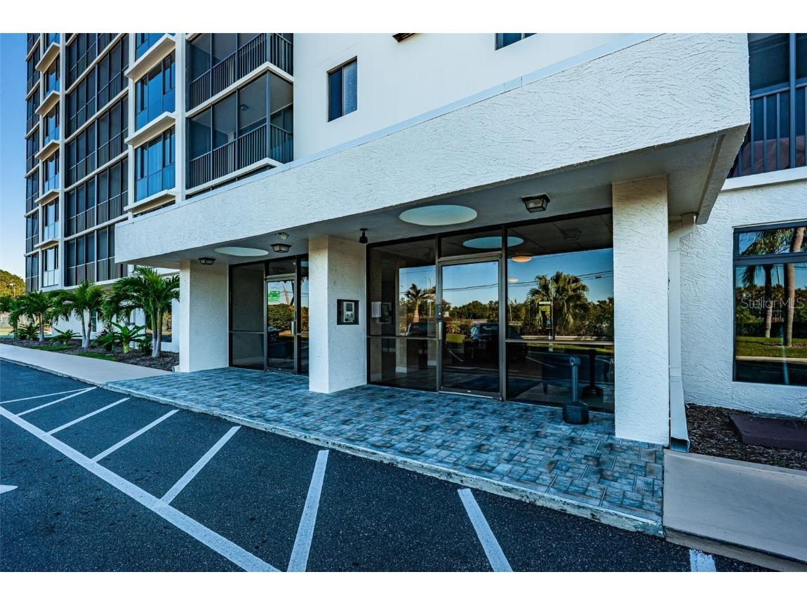 7100 Sunshine Skyway Lane S #608 Saint Petersburg FL 33711 - TAMPA BAY TB8422234 image2