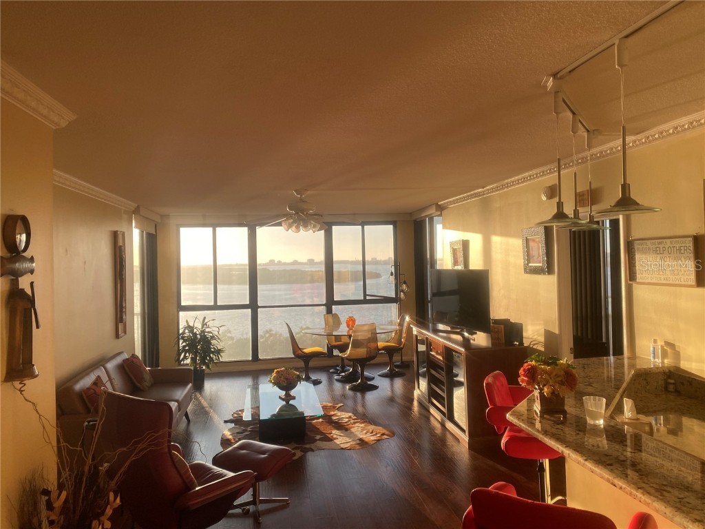 7100 Sunshine Skyway Lane S #906 Saint Petersburg FL 33711 TB8437164 image97