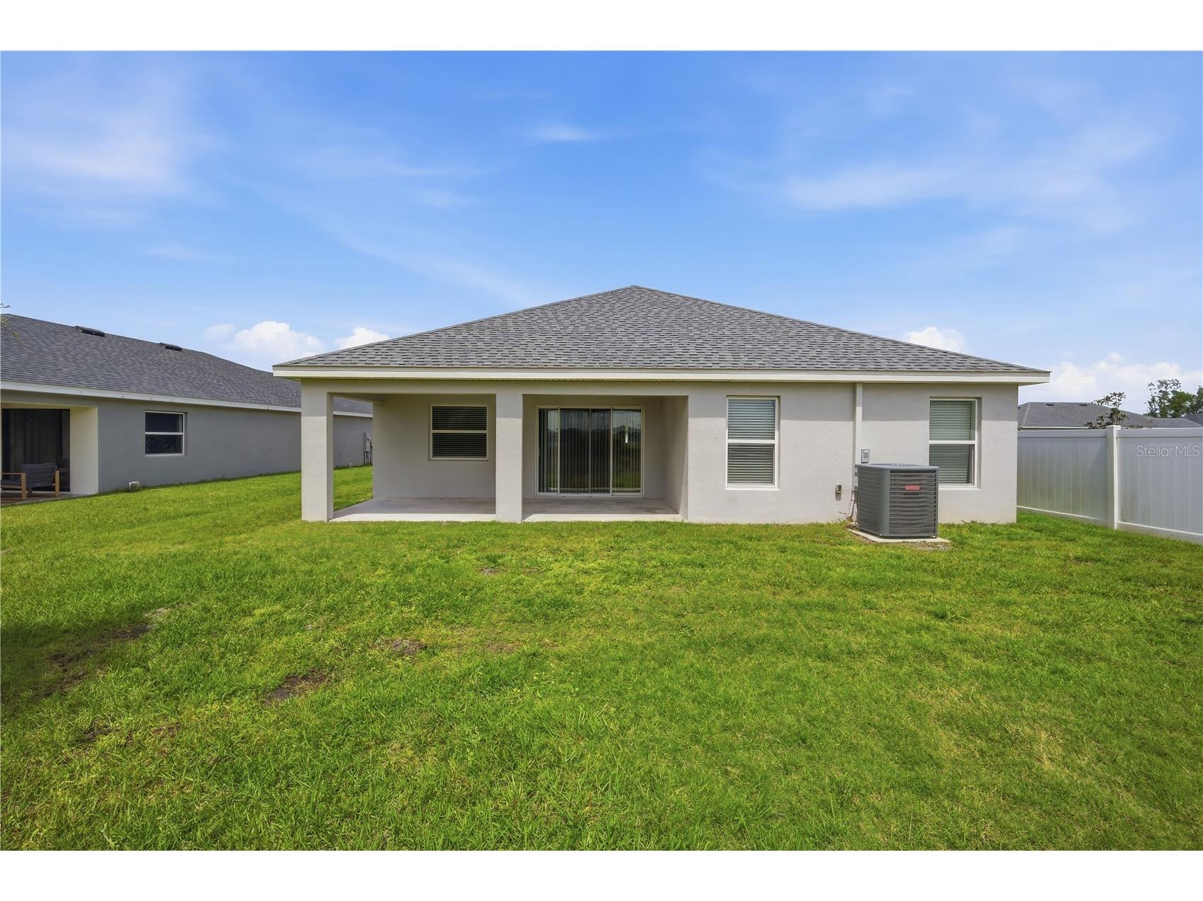 7100 Twisting Pines Loop Zephyrhills FL 33541 TB8494330 image22