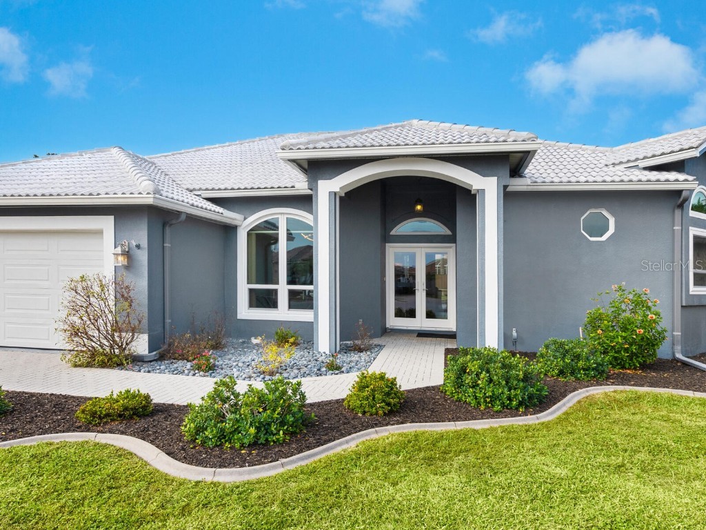7101 42nd Court E Sarasota FL 34243 A4592603 image1