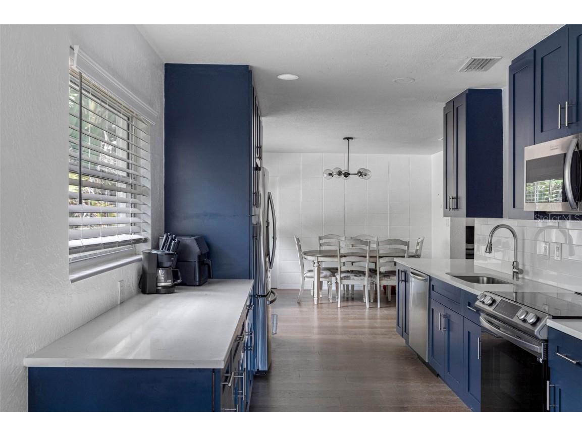 7101 4th Avenue N Saint Petersburg FL 33710 TB8436567 image13