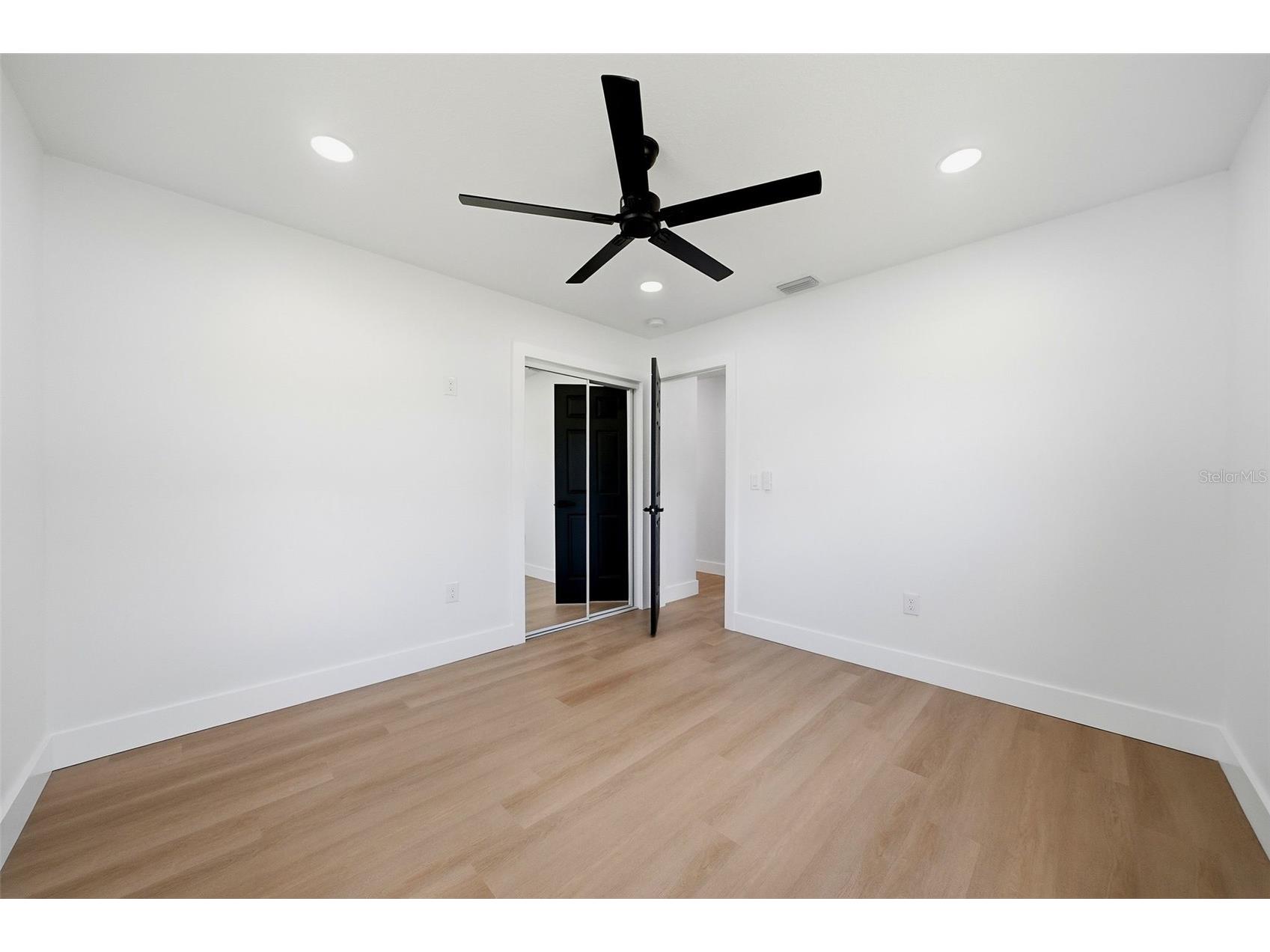 7101 62 Way N Pinellas Park FL 33781 TB8517161 image23