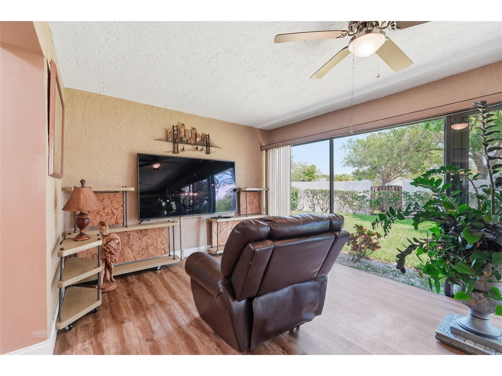 7101 Fairway Bend Circle Sarasota FL 34243 A4687945 image21