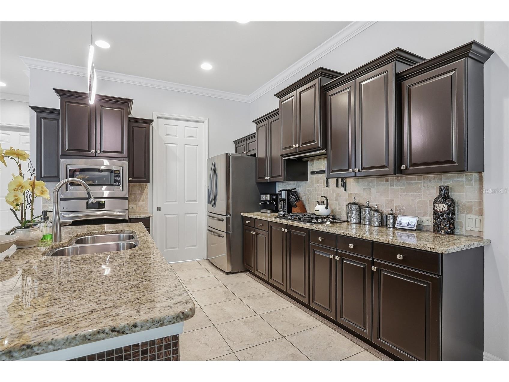 7101 Hatpin Loop Wesley Chapel FL 33545 TB8495168 image30