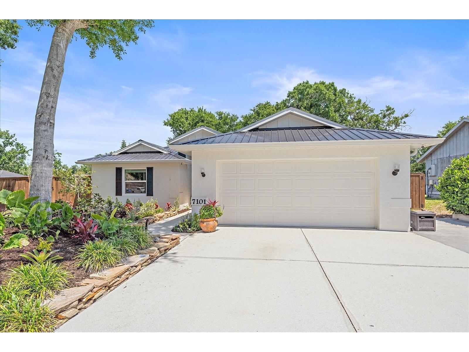 7101 Java Drive Sarasota FL 34241 A4690214 image1