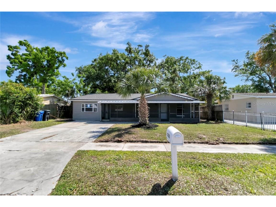 7101 Kingston Drive Tampa FL 33619 TB8365424 image1