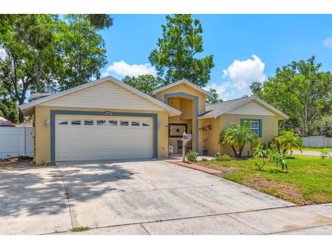 7101 Larimer Court Tampa FL 33615 T3453710 image1
