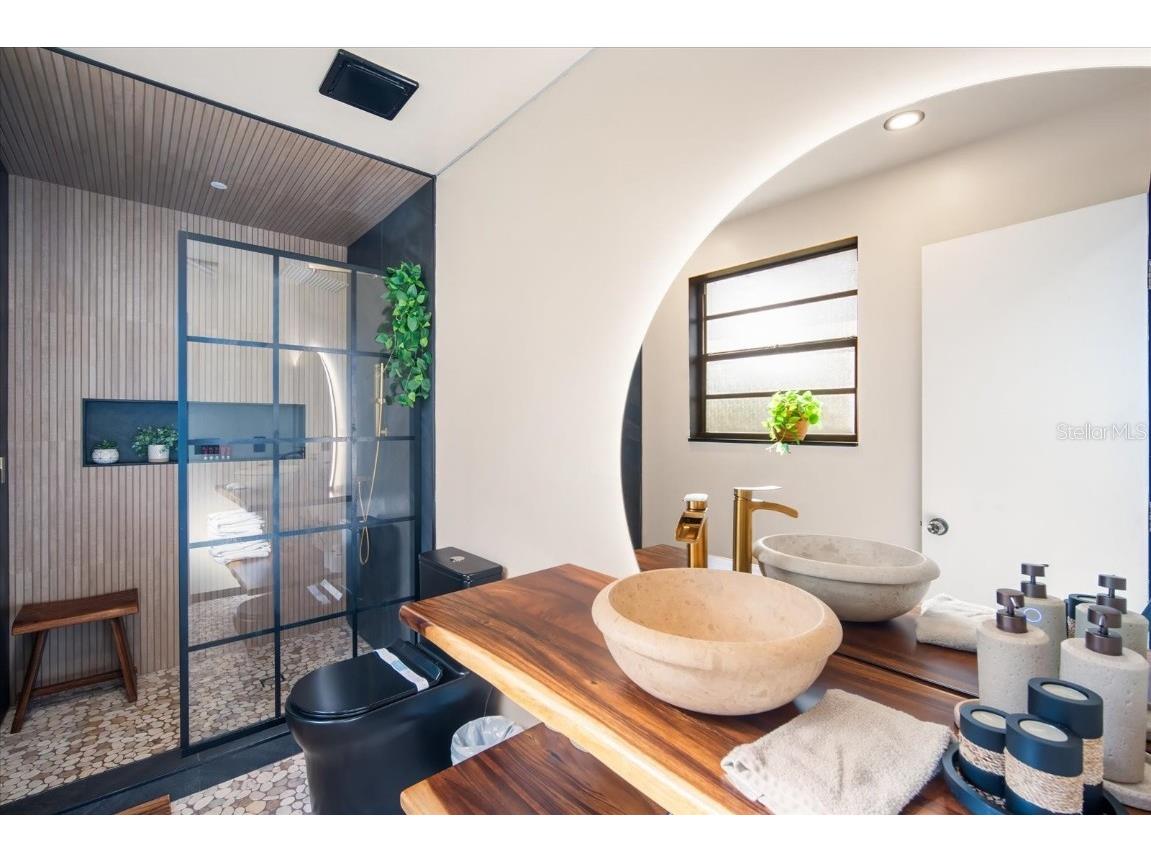 7101 N 18th Street Tampa FL 33610 TB8445961 image21