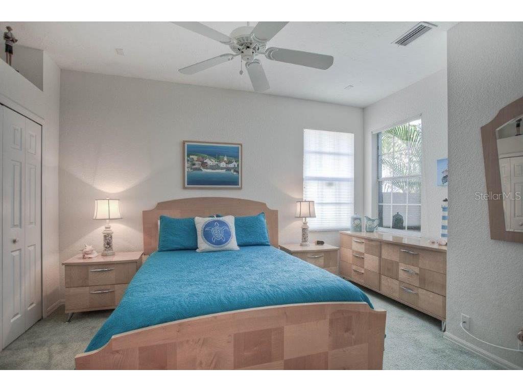 7101 Victoria Circle University Park FL 34201 A4595128 image16