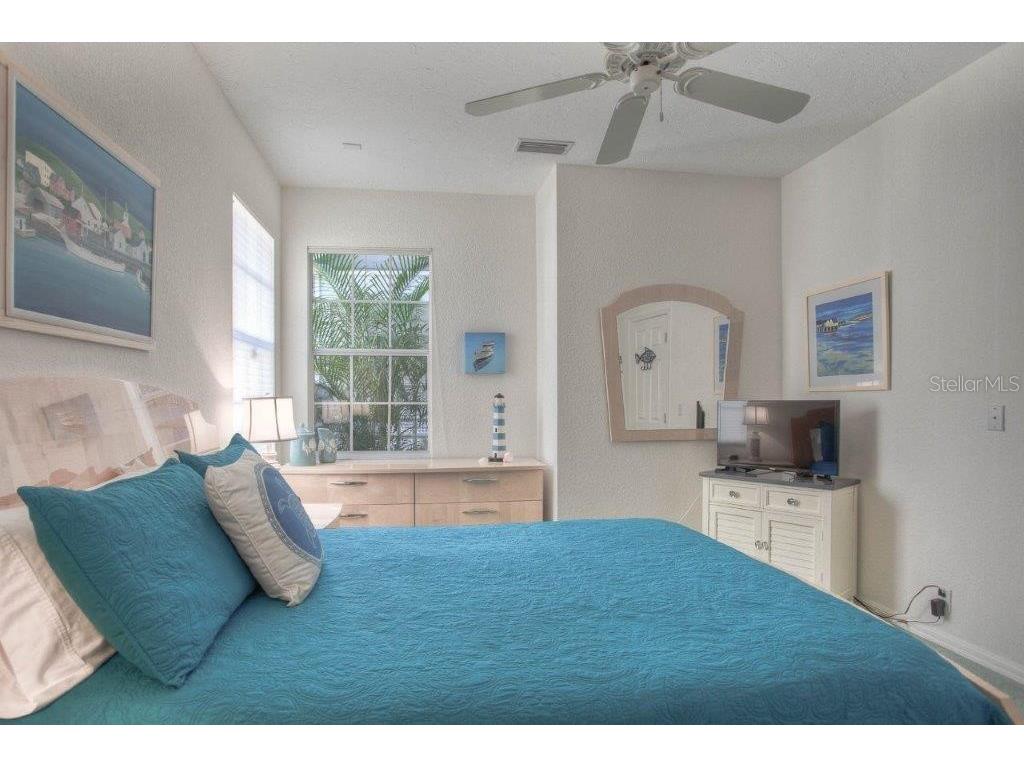 7101 Victoria Circle University Park FL 34201 A4595128 image17