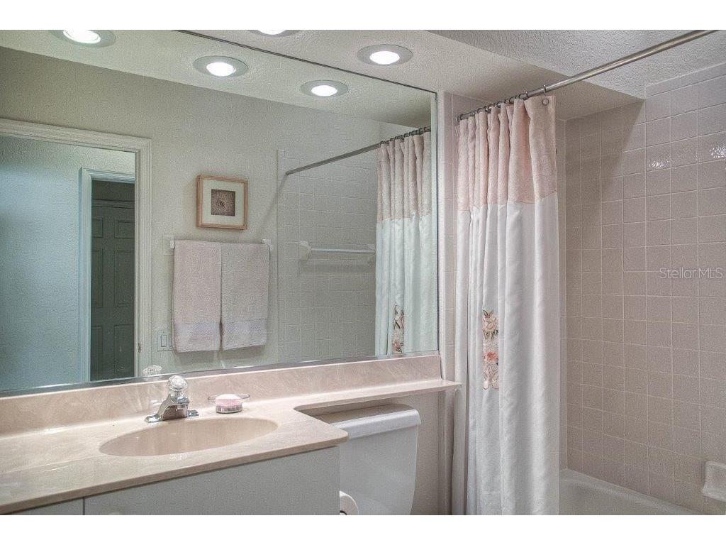 7101 Victoria Circle University Park FL 34201 A4595128 image18