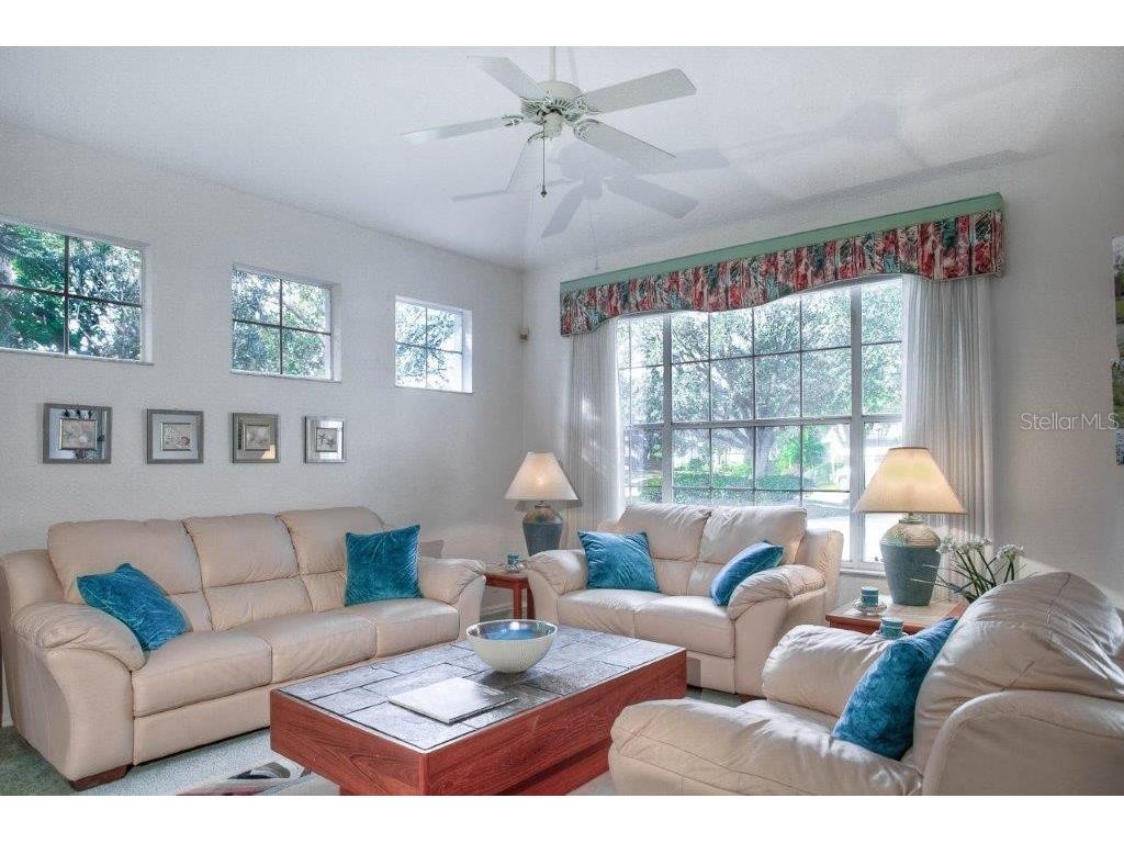 7101 Victoria Circle University Park FL 34201 A4595128 image8