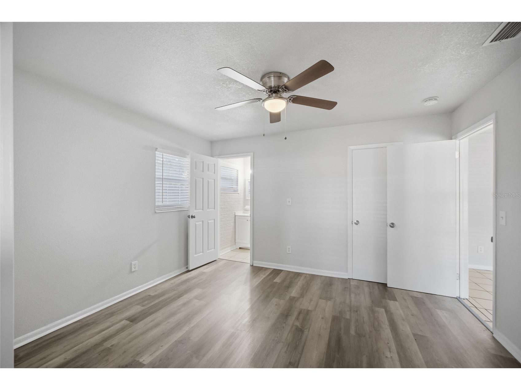 7102 Dellwood Drive Tampa FL 33619 TB8512364 image14