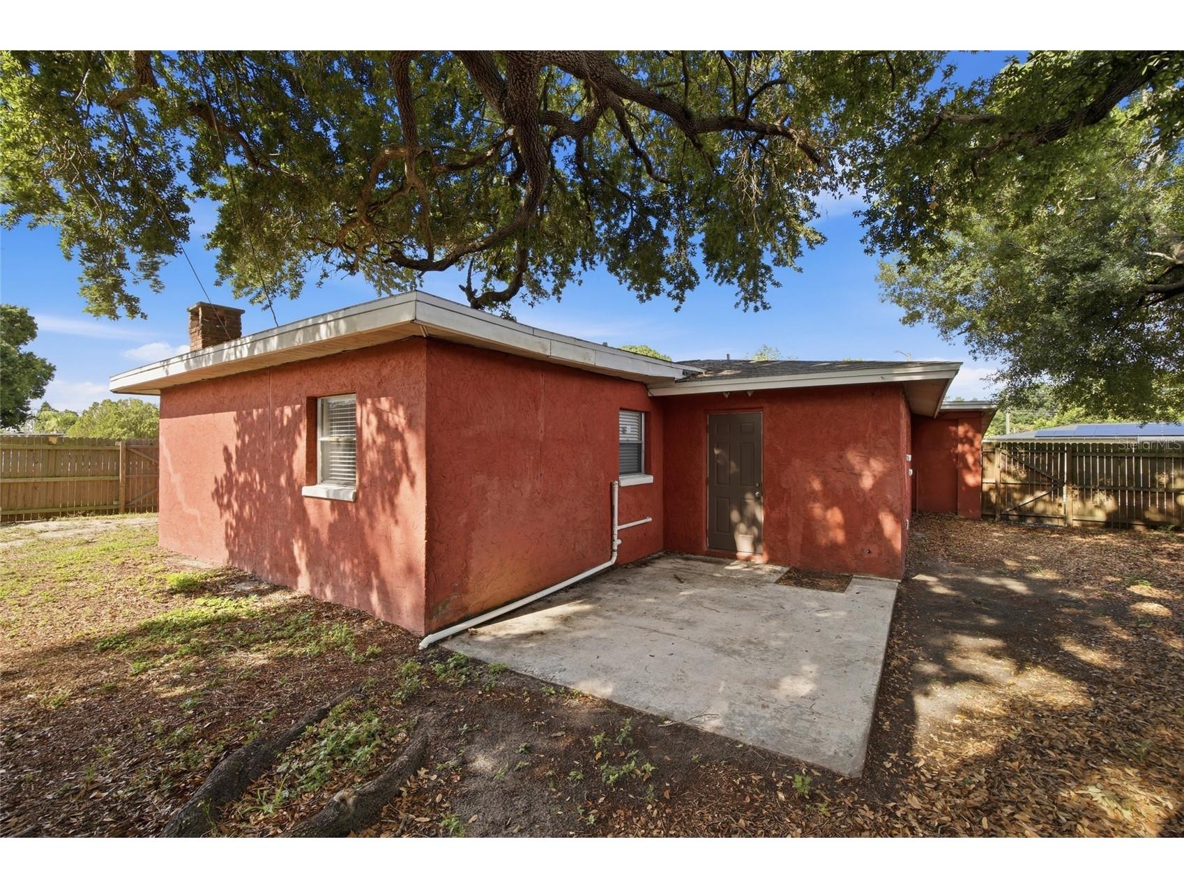 7102 Dellwood Drive Tampa FL 33619 TB8512364 image29
