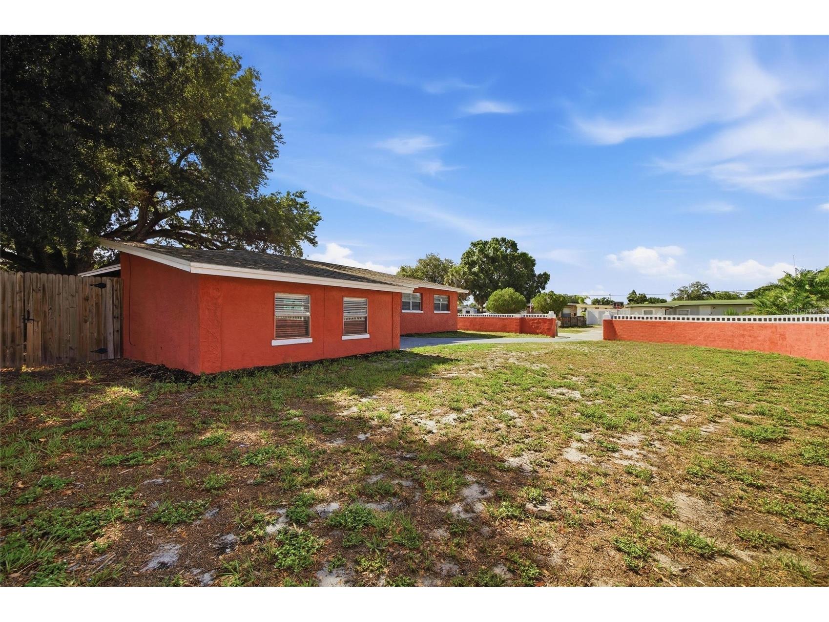 7102 Dellwood Drive Tampa FL 33619 TB8512364 image30