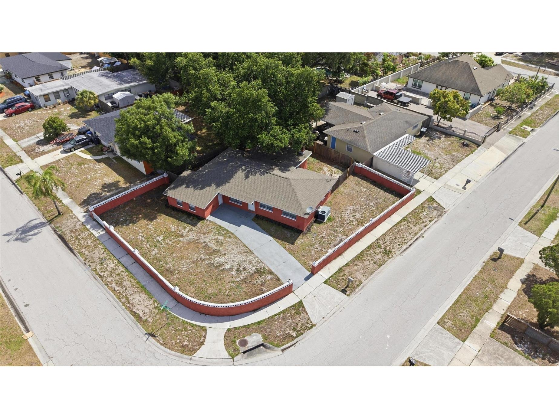 7102 Dellwood Drive Tampa FL 33619 TB8512364 image34