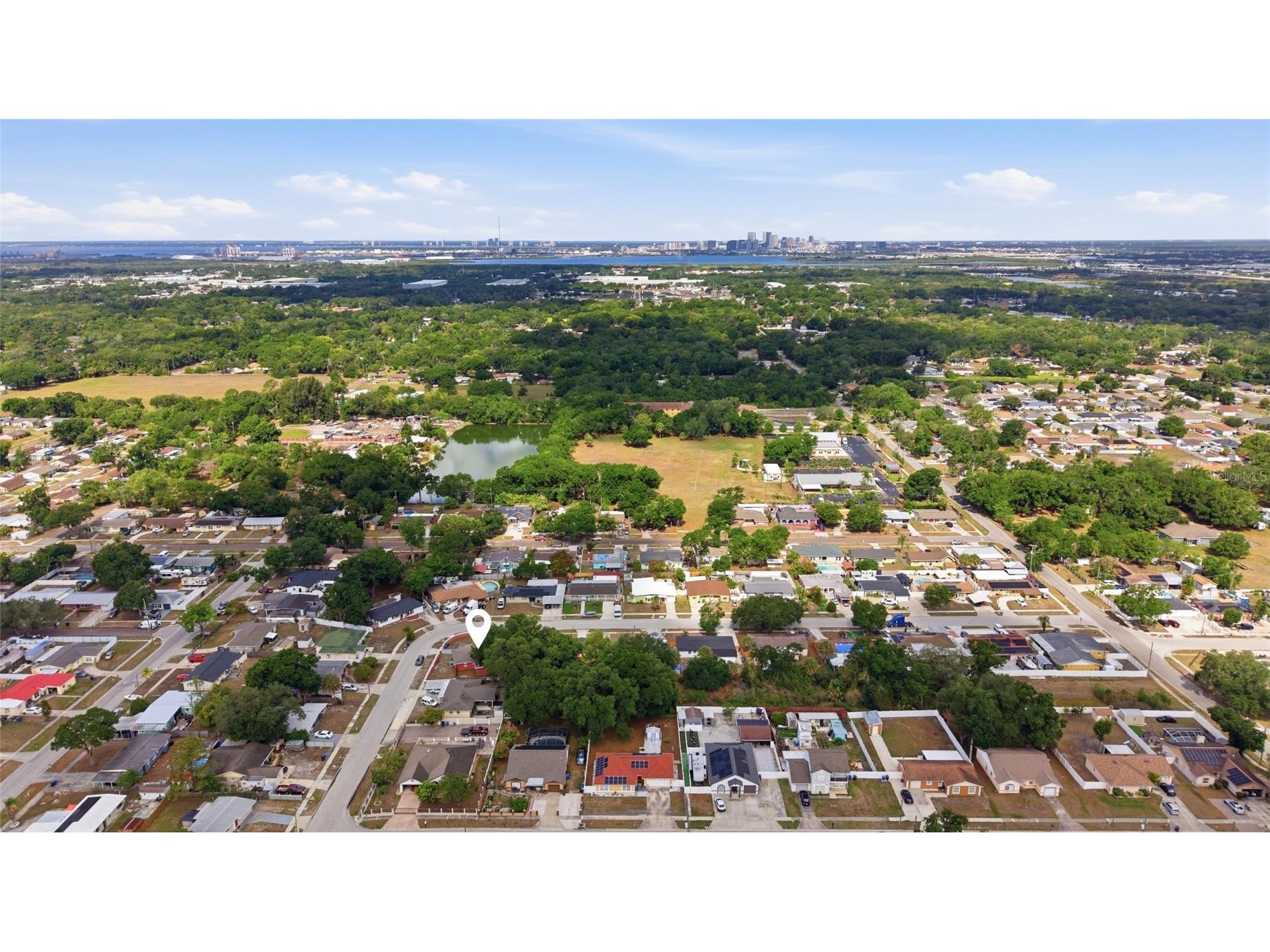 7102 Dellwood Drive Tampa FL 33619 TB8512364 image38