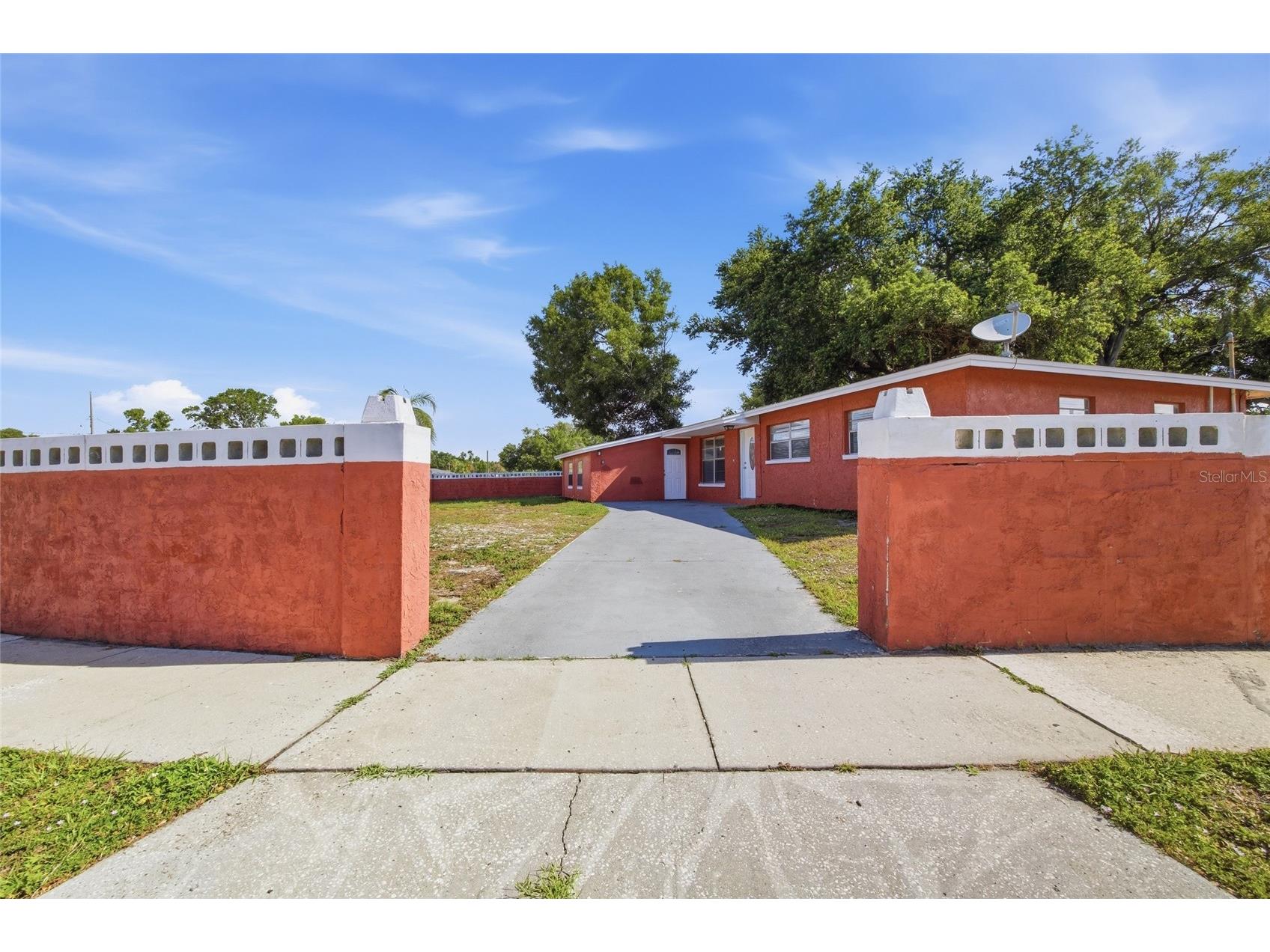 7102 Dellwood Drive Tampa FL 33619 TB8512364 image40