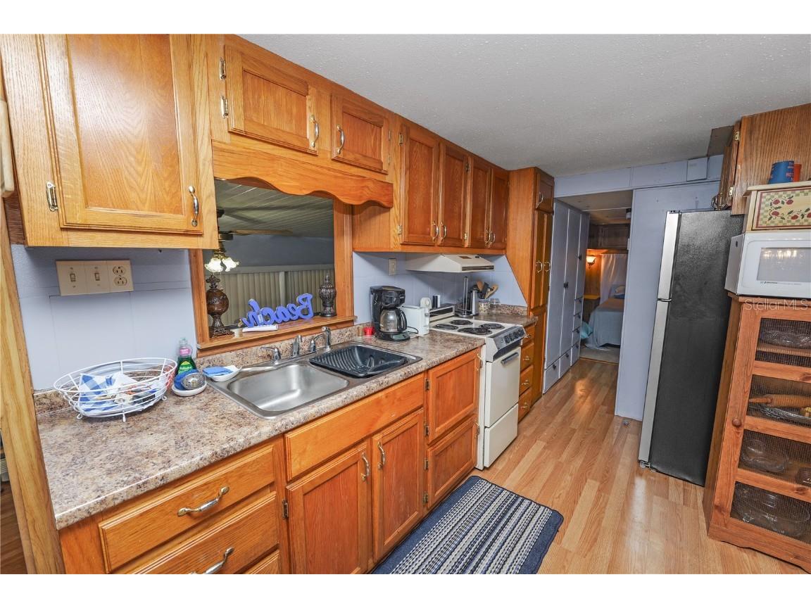 7102 Fairview Village Circle Winter Haven FL 33881 - C LK HAMILTON LK HENRY L4952803 image13