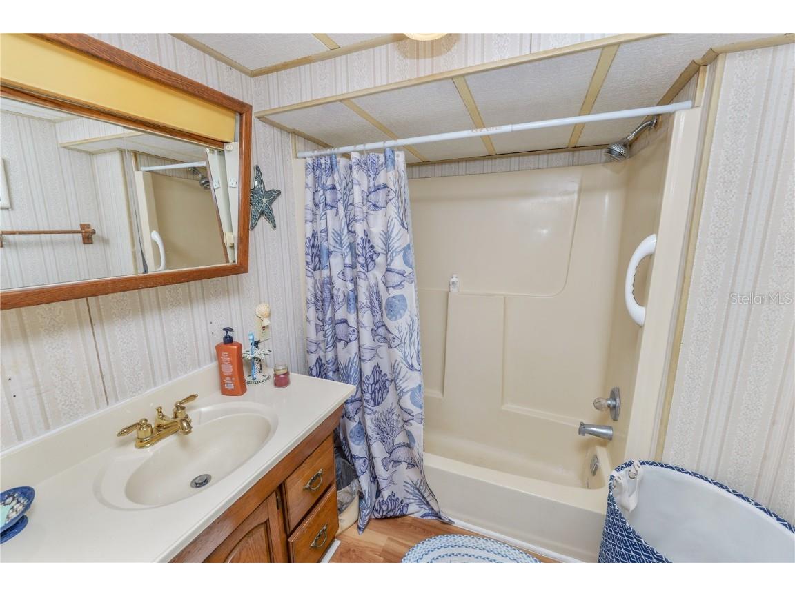 7102 Fairview Village Circle Winter Haven FL 33881 - C LK HAMILTON LK HENRY L4952803 image15