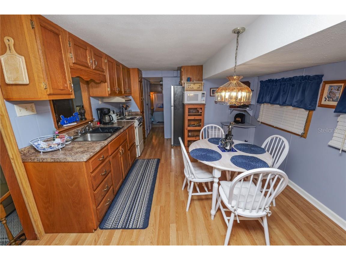 7102 Fairview Village Circle Winter Haven FL 33881 - C LK HAMILTON LK HENRY L4952803 image8