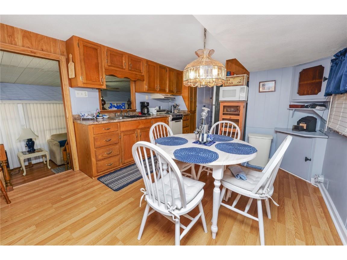 7102 Fairview Village Circle Winter Haven FL 33881 - C LK HAMILTON LK HENRY L4952803 image9