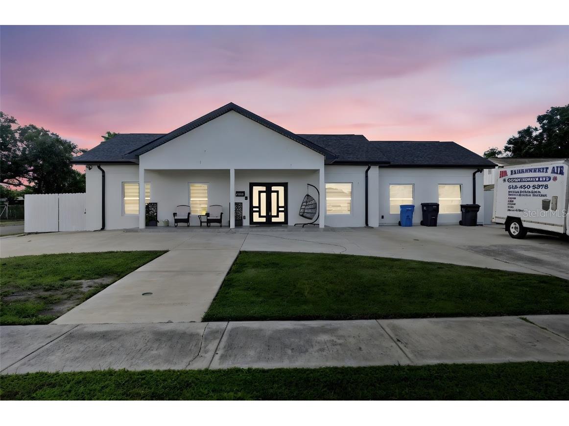 7102 Hazelhurst Court Tampa FL 33615 W7879793 image1