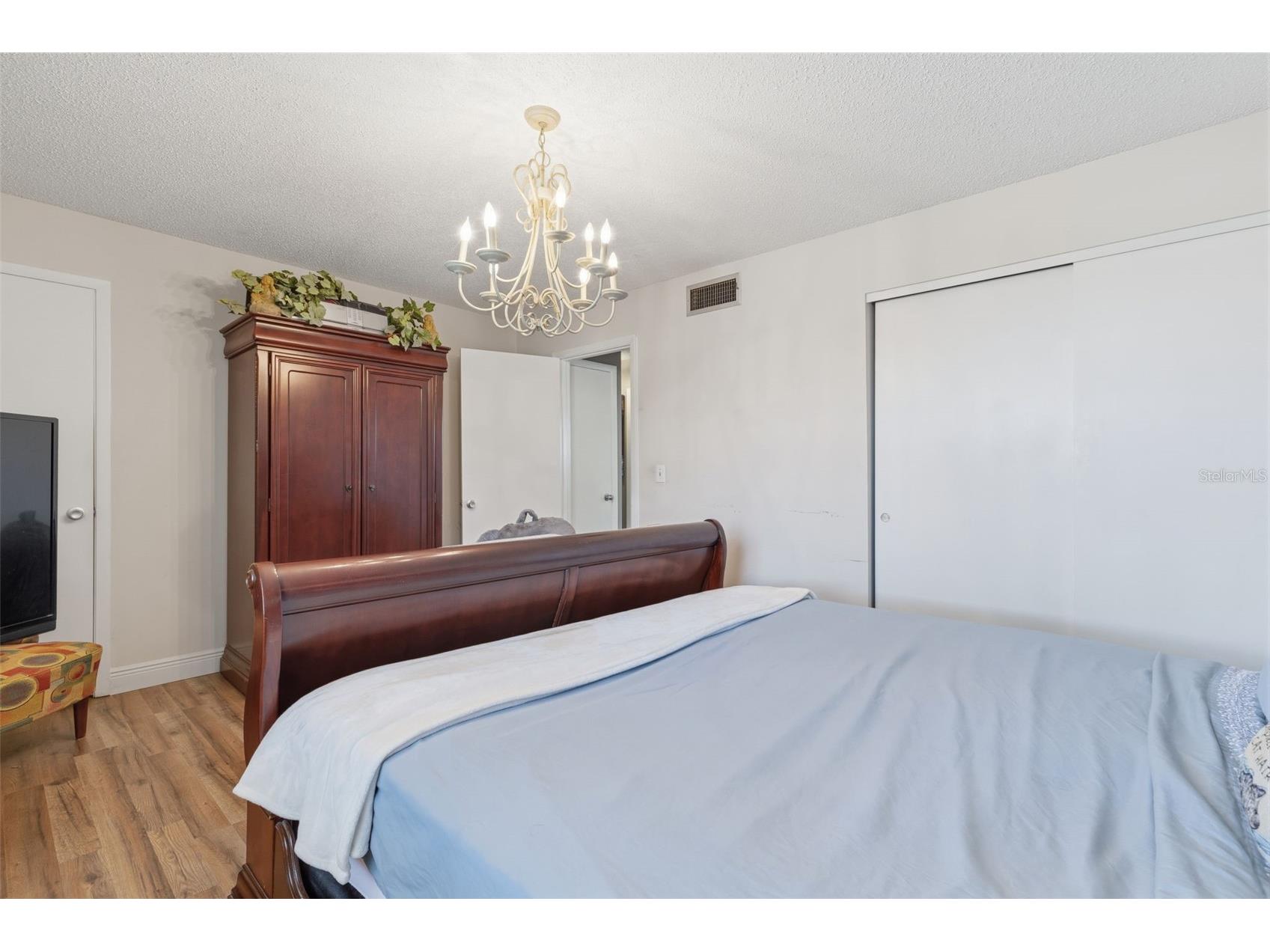 7103 Coronado Court Tampa FL 33615 TB8496426 image15