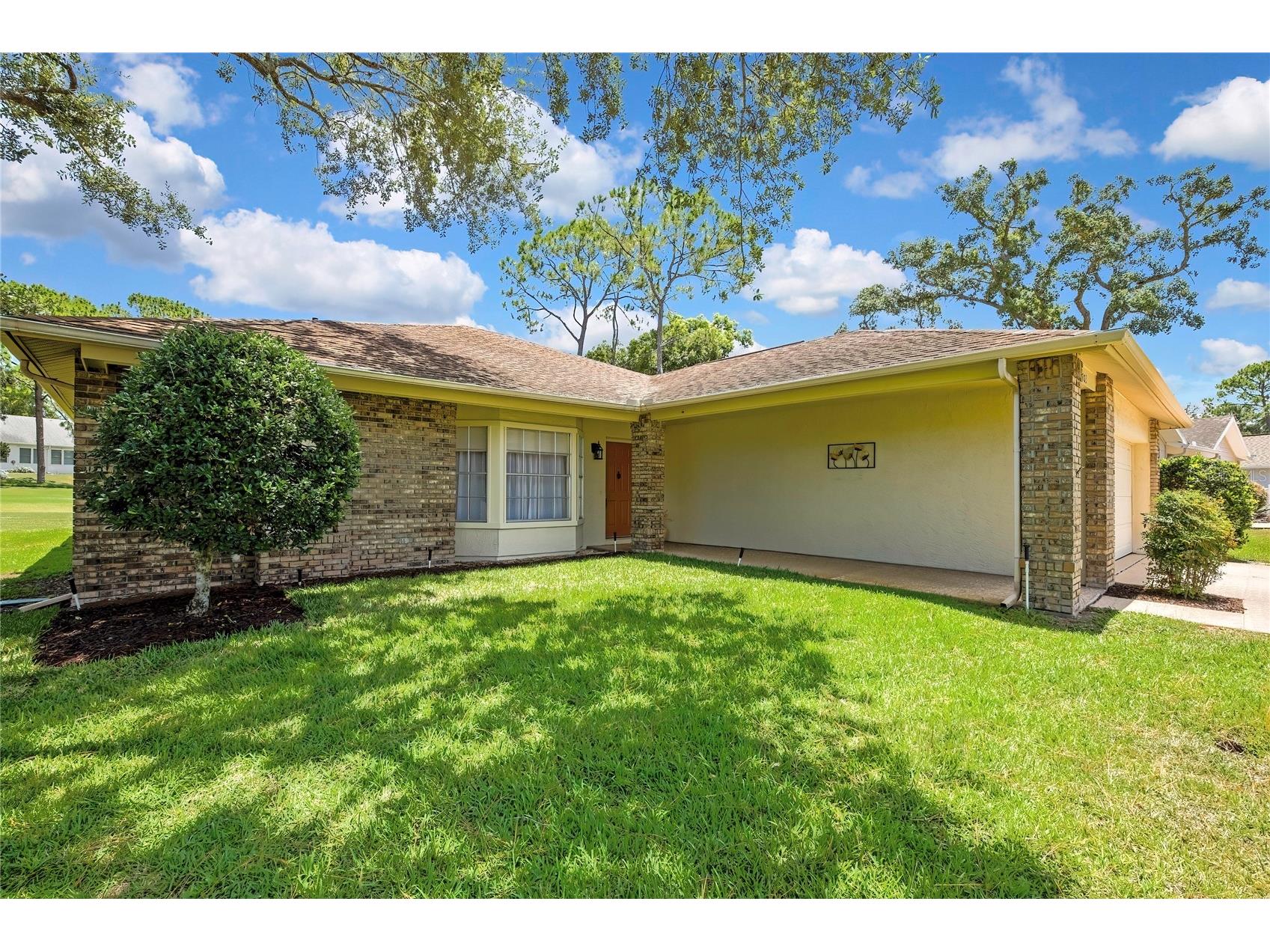 7103 Crown Oaks Drive Spring Hill FL 34606 TB8520172 image2
