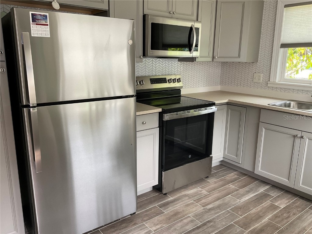 7104 Fair Lane Hudson FL 34667 W7875950 image15