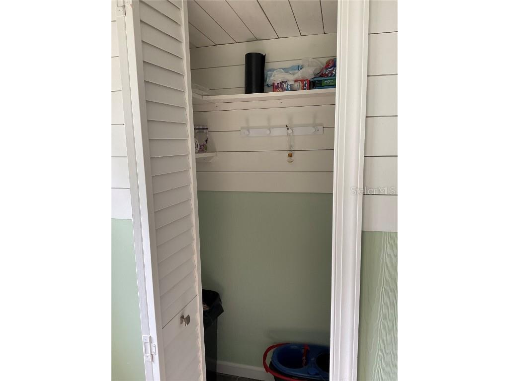 7104 Fair Lane Hudson FL 34667 W7875950 image17