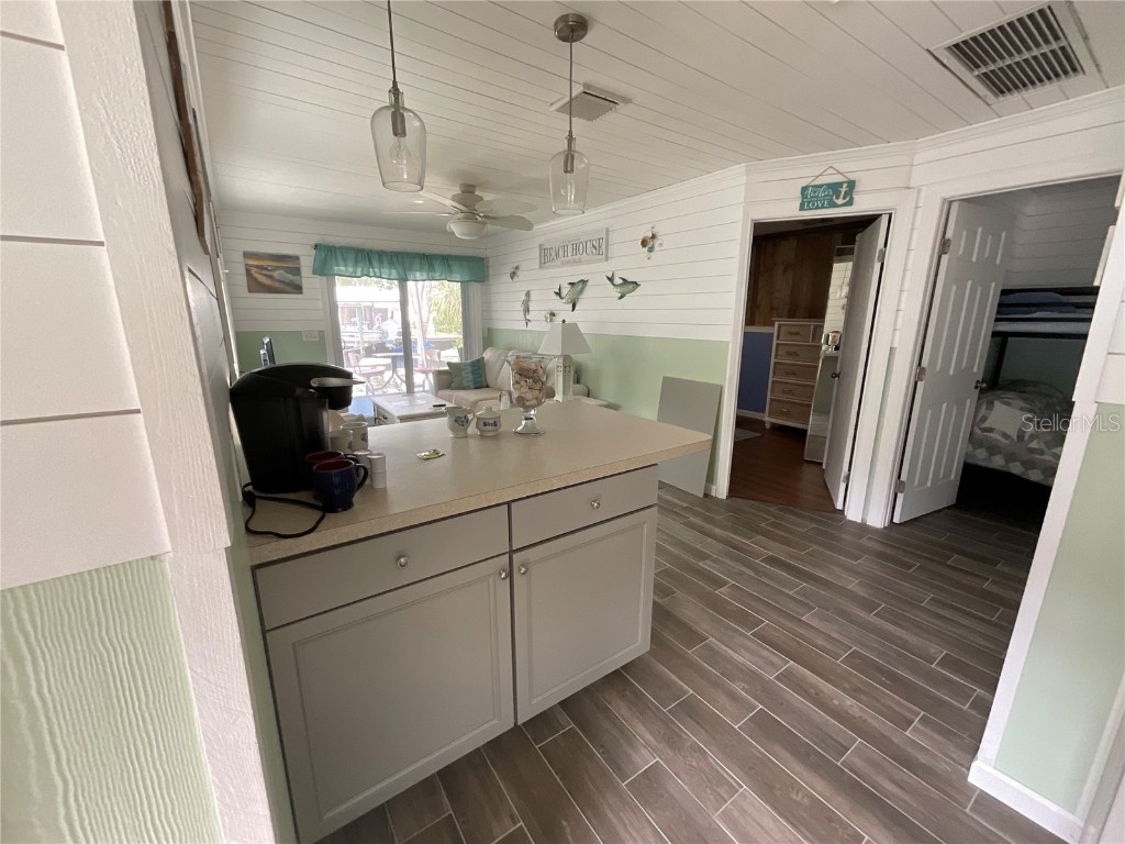 7104 Fair Lane Hudson FL 34667 W7875950 image20