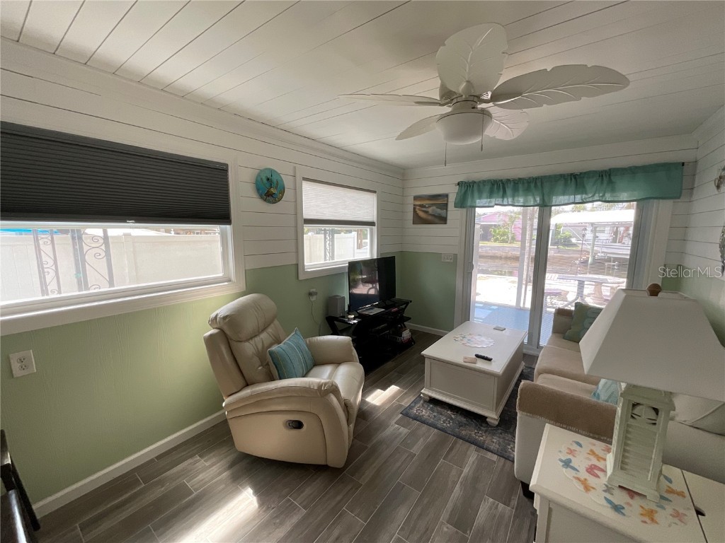 7104 Fair Lane Hudson FL 34667 W7875950 image22