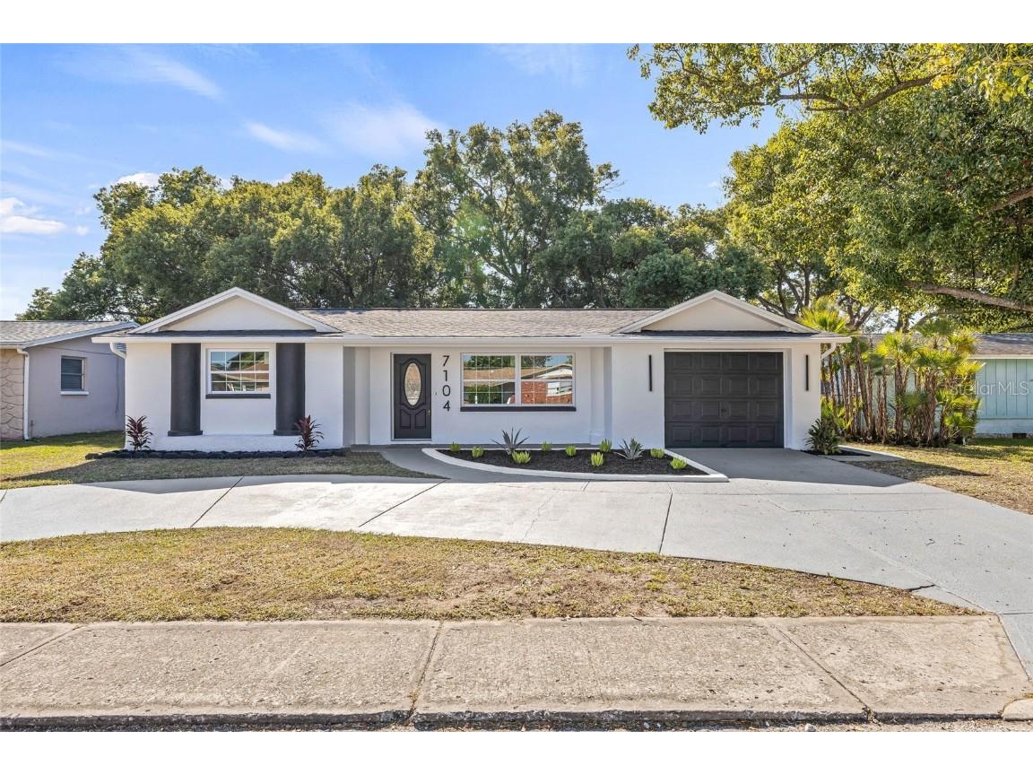7104 Mayfield Drive Port Richey FL 34668 W7880918 image1