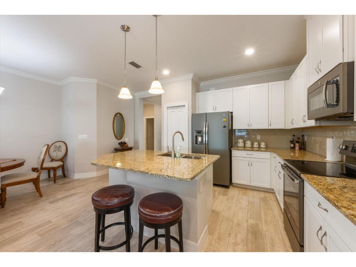 7104 Playa Bella Drive Bradenton FL 34209 A4669778 image15