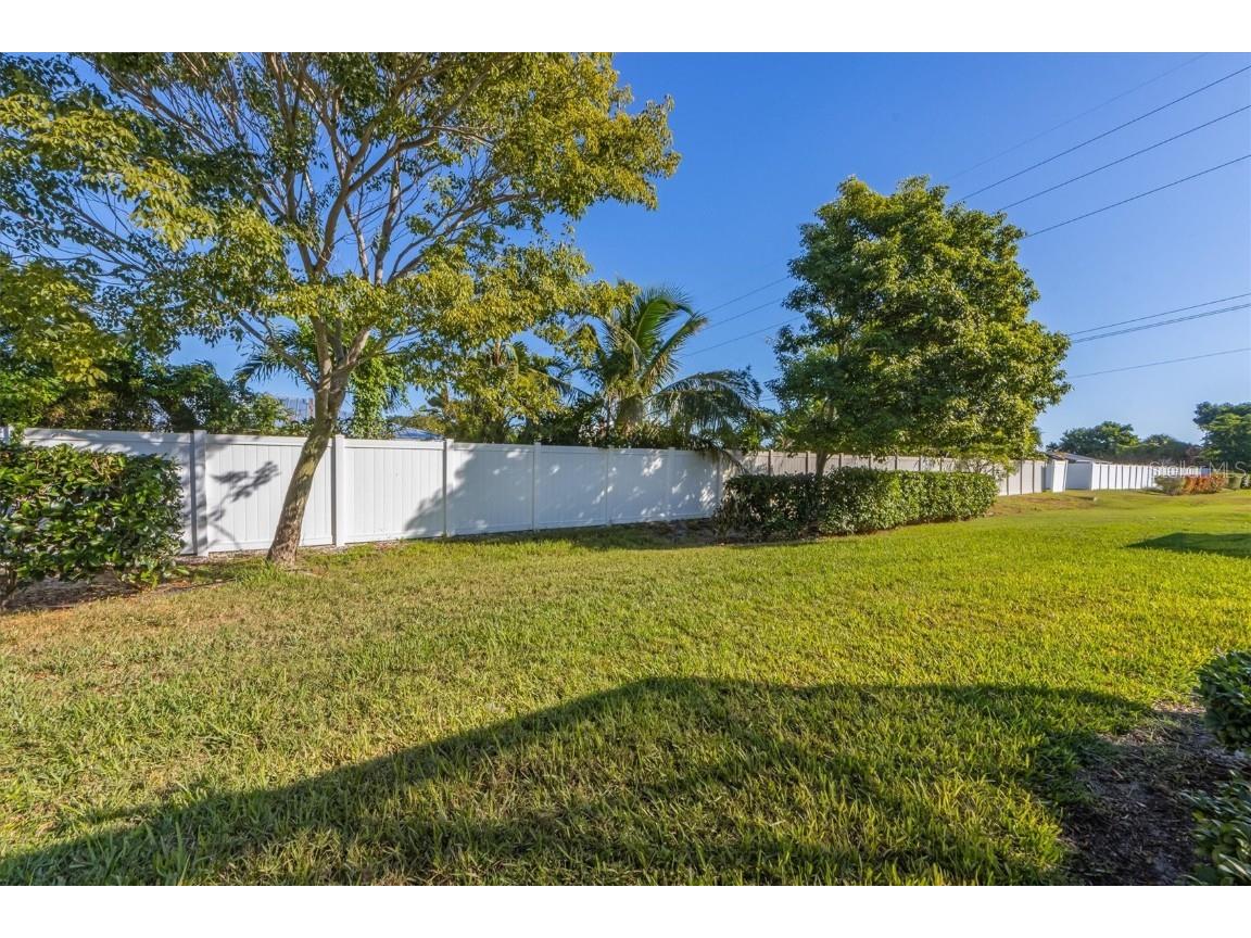 7104 Playa Bella Drive Bradenton FL 34209 A4669778 image28