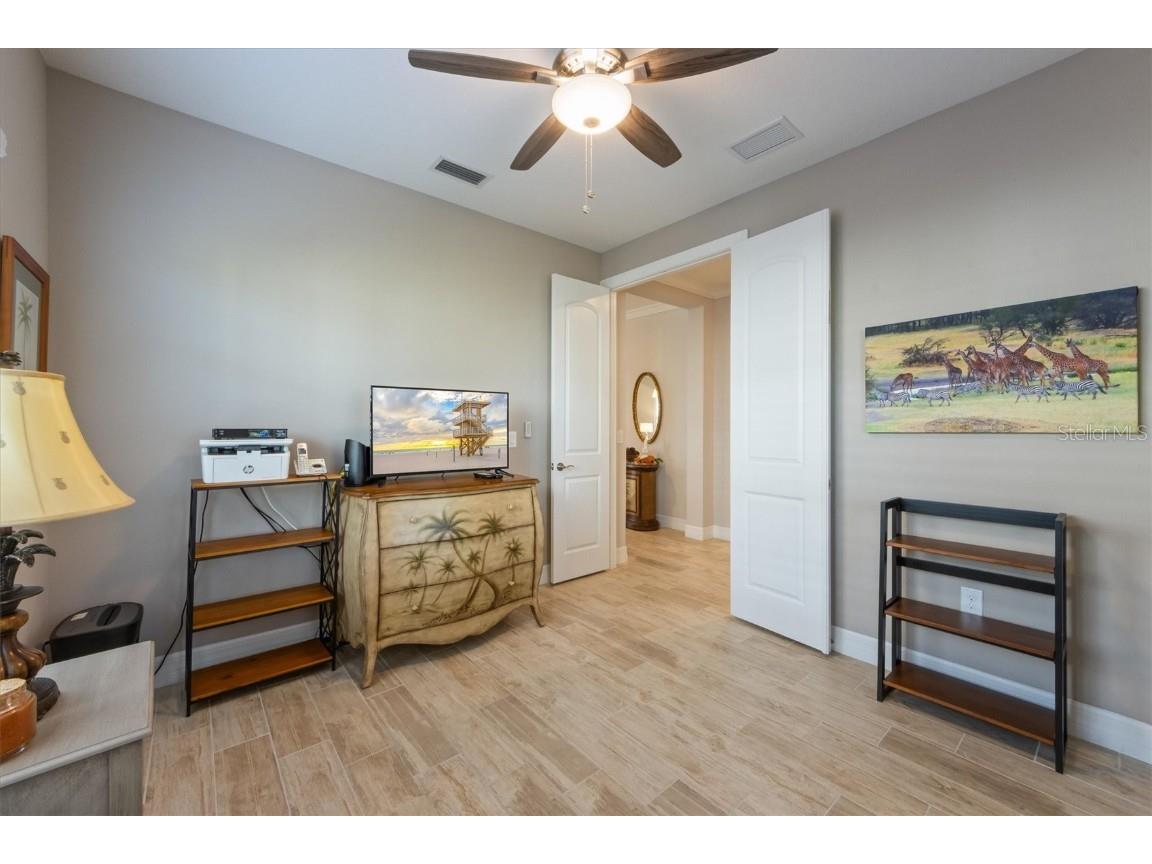 7104 Playa Bella Drive Bradenton FL 34209 A4669778 image9