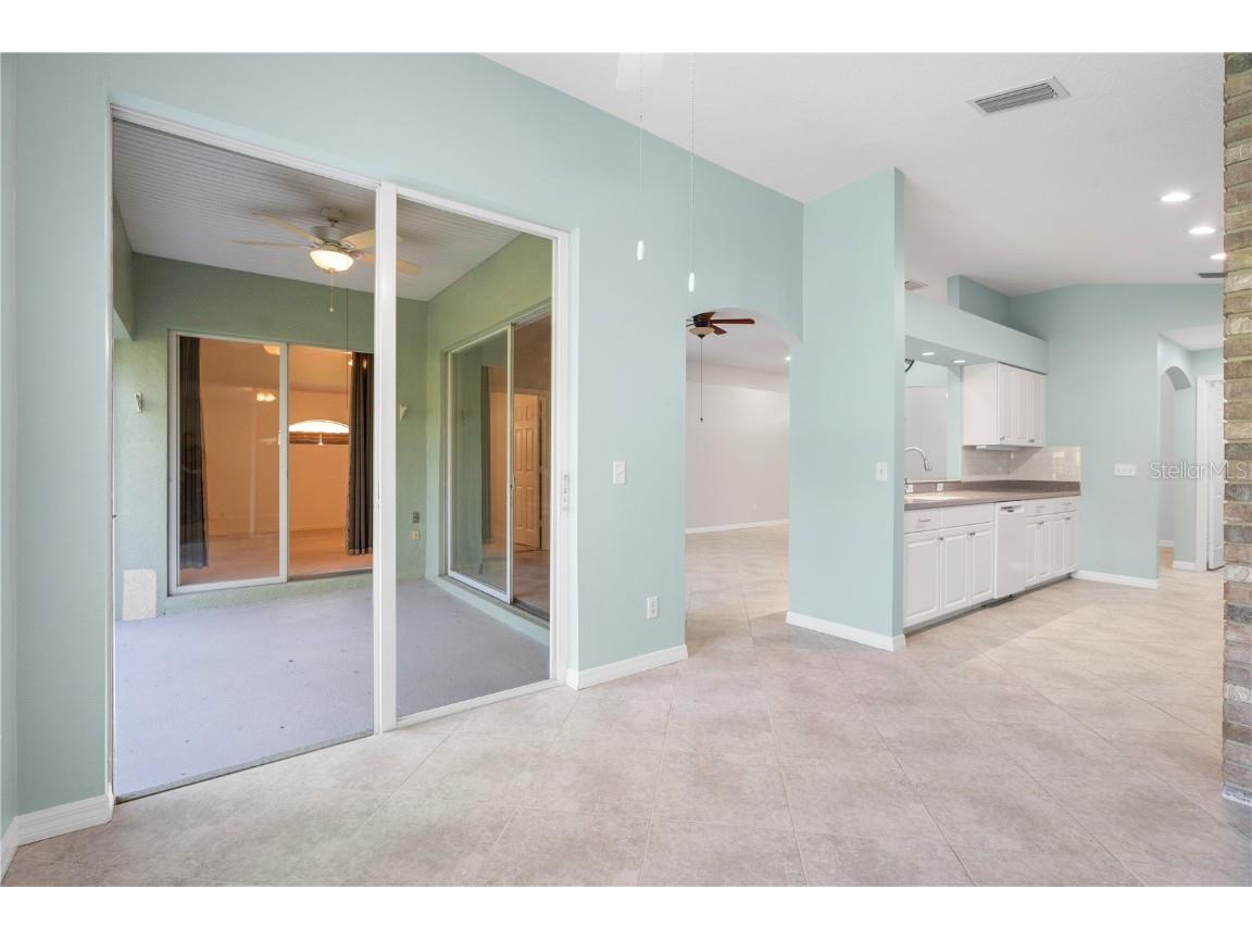 7105 Bucks Ford Drive Riverview FL 33578 TB8409319 image38