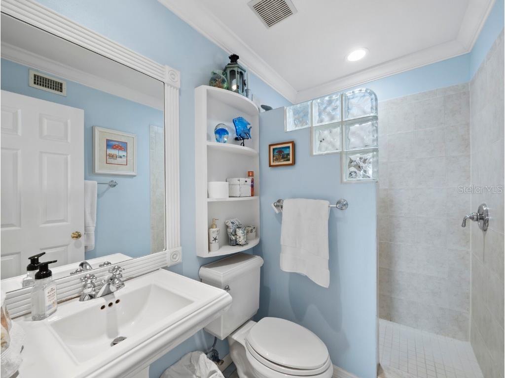 7105 Gulf Of Mexico Drive #21 Longboat Key FL 34228 - GULF OF MEXICO/GULF OF AMERICA A4665082 image32